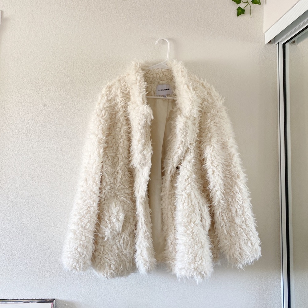 XL faux fur coat